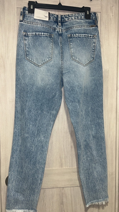 High Waisted relaxed thigh/ Taperd leg mom jeans